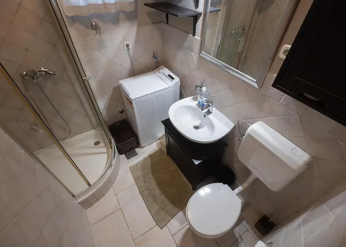 Li-za * Privlaka (Zadar)