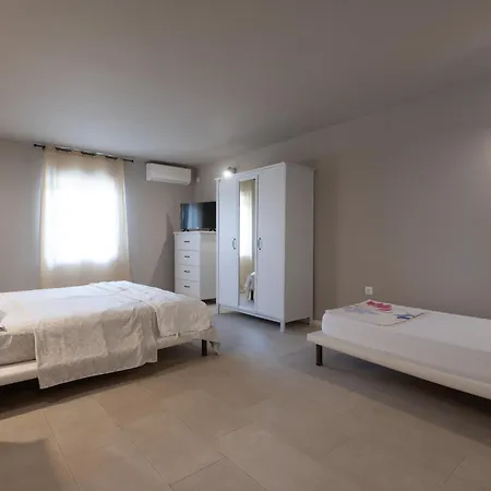 Li-za Privlaka (Zadar)