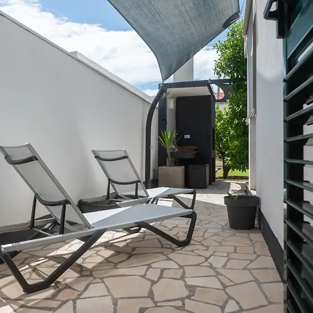 Li-za Holiday home *